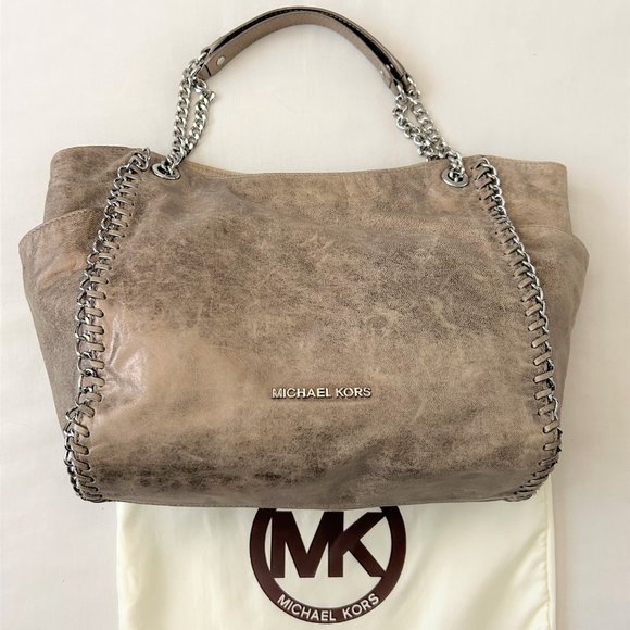 Michael Kors Distressed Platinum Slouchy Leather Bag Chain Detail MK Logo Cover - Picture 8 of 10